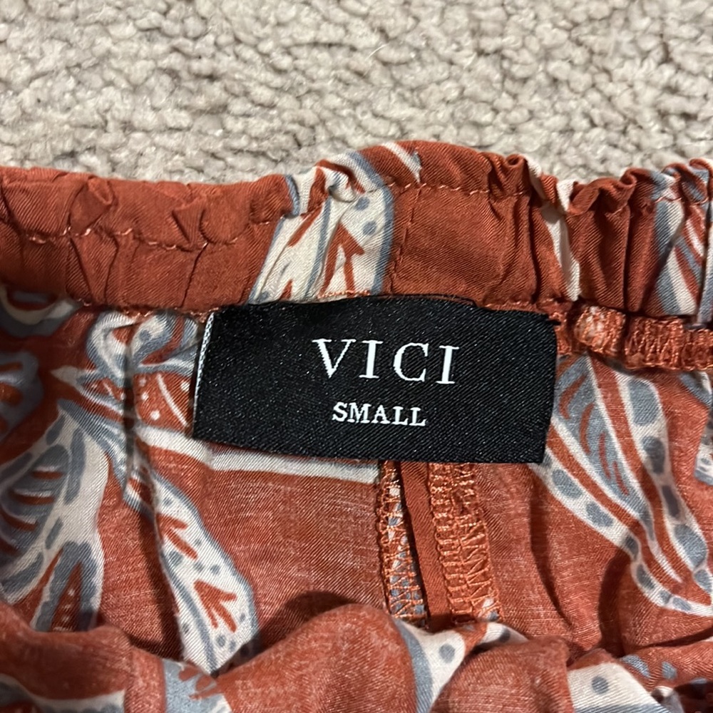 Vici Maxi Dress - Picture 5 of 7